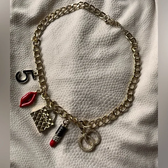 Chanel vintage fashion jewelry - Picture 2 of 7